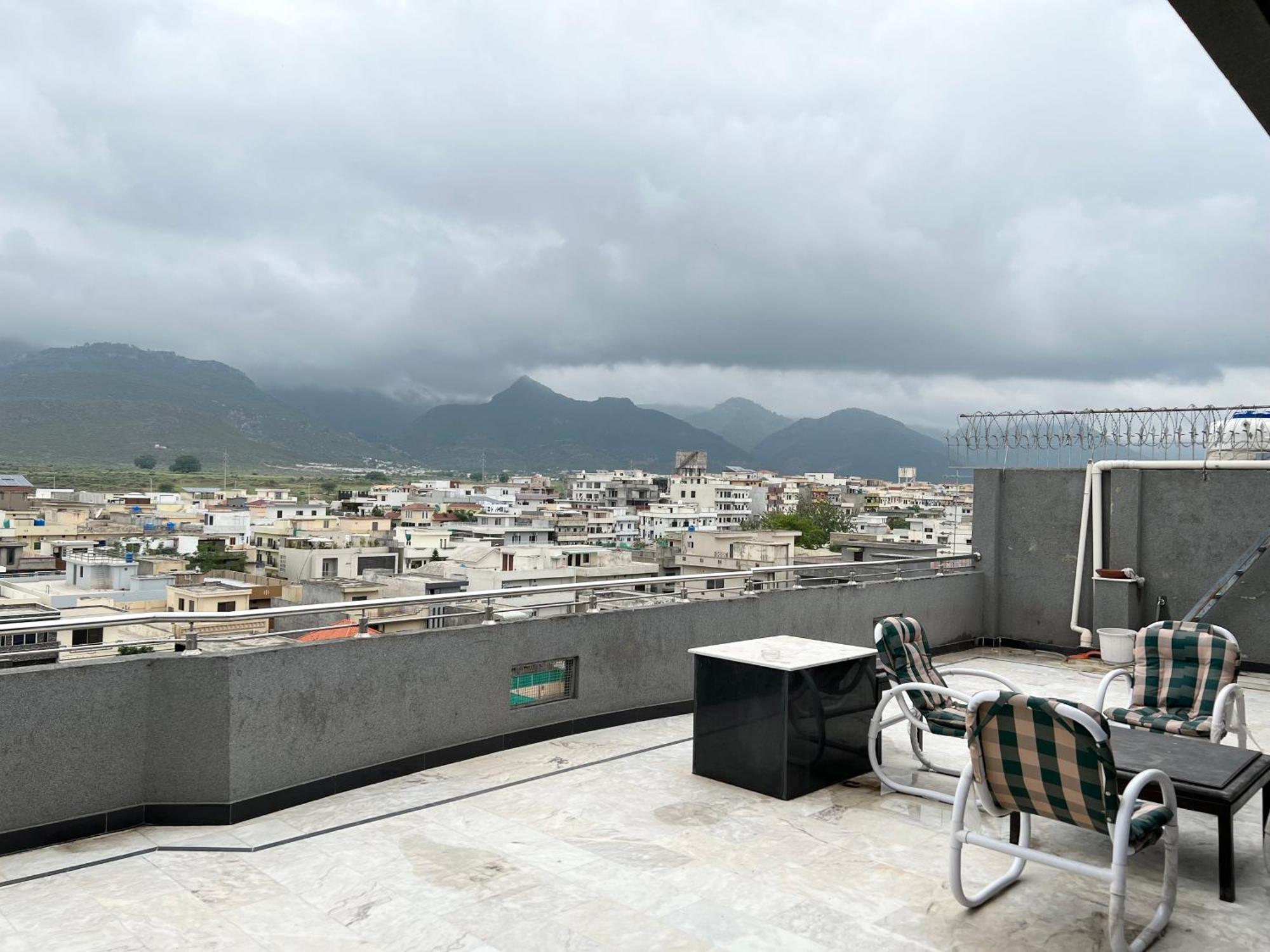 Luxury Apartment Hotel Islamabad Eksteriør billede