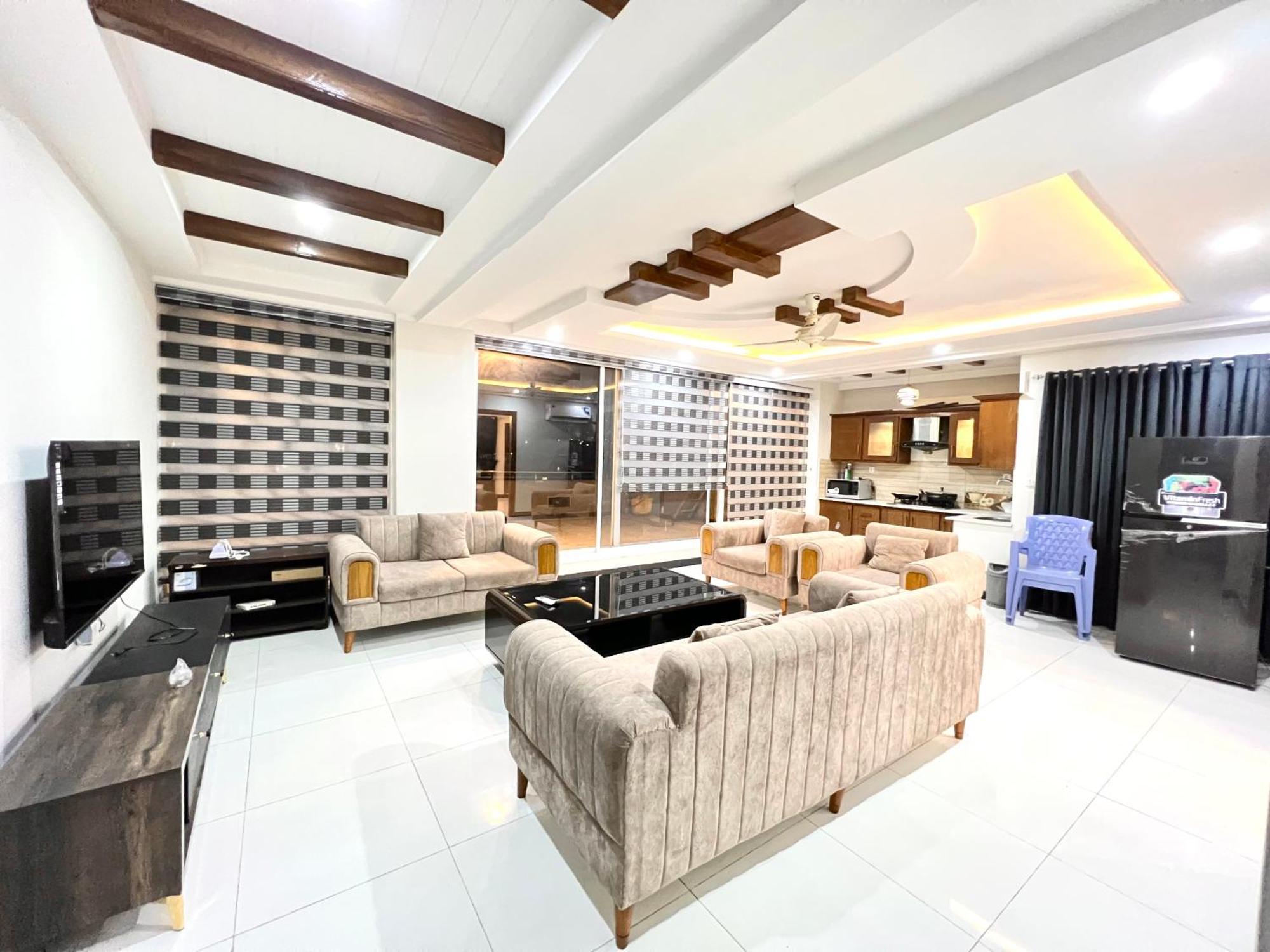 Luxury Apartment Hotel Islamabad Eksteriør billede