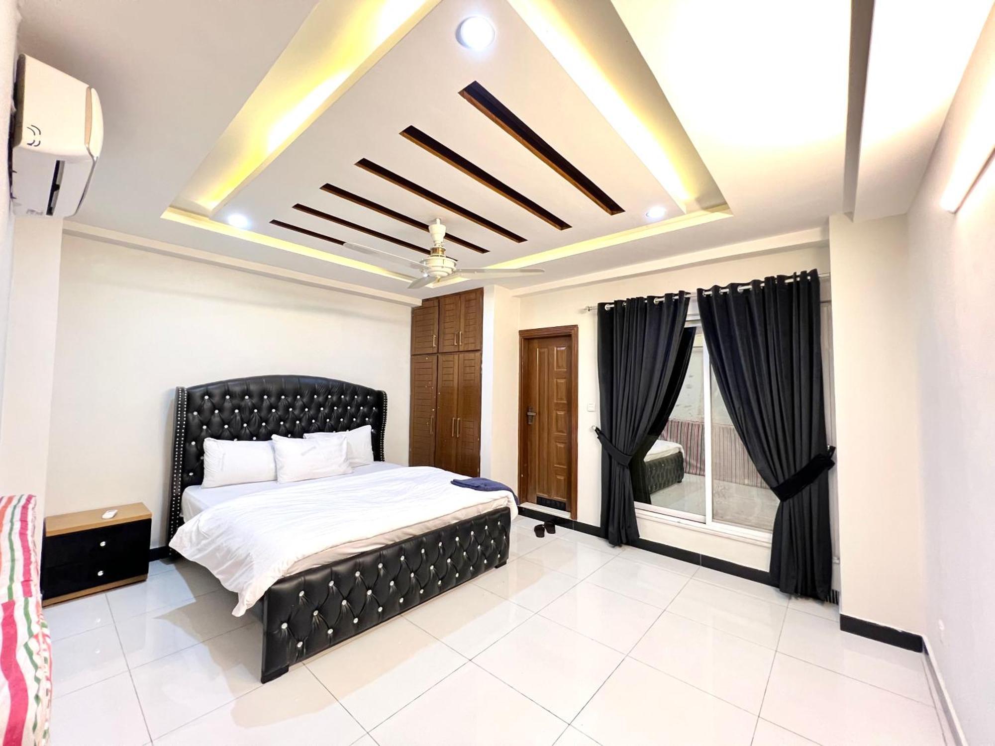 Luxury Apartment Hotel Islamabad Eksteriør billede