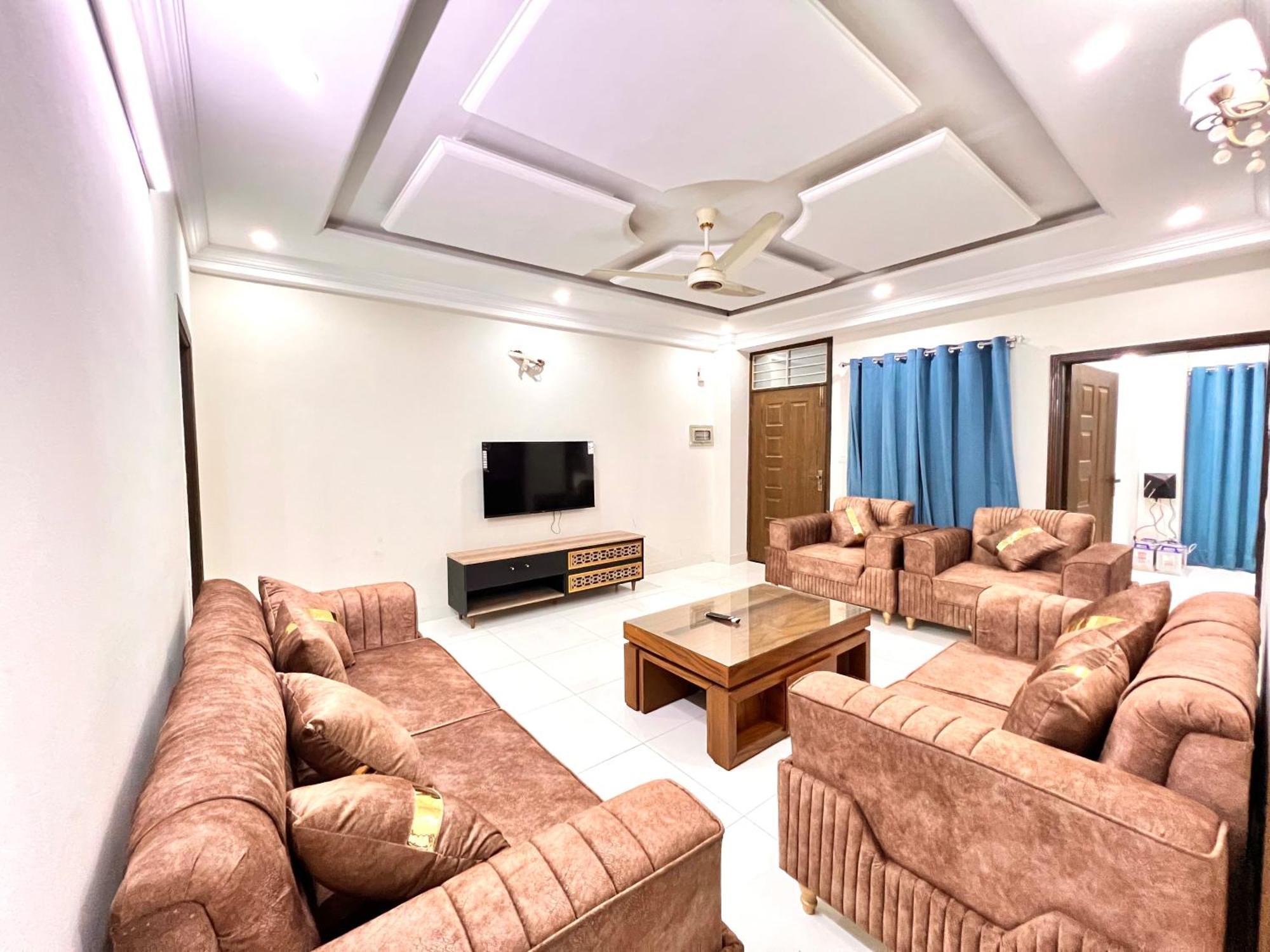 Luxury Apartment Hotel Islamabad Eksteriør billede