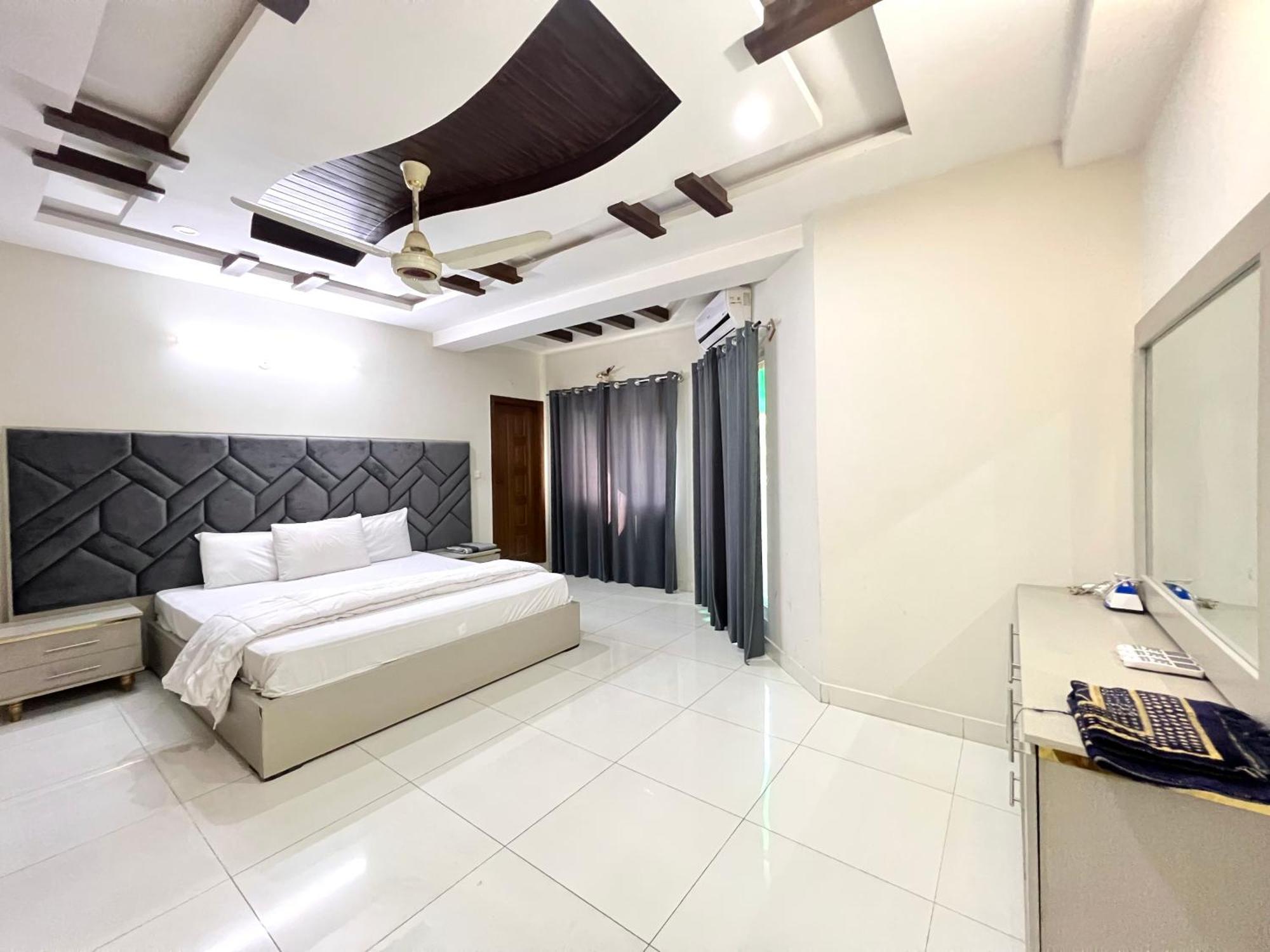 Luxury Apartment Hotel Islamabad Eksteriør billede